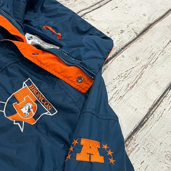 Vintage 1990s Denver Broncos Columbia Sportswear Shell NFL Football Shell Jacket - Picture 9 of 13